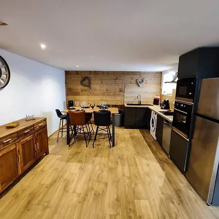 Hébergement de vacances De La Ravanne *